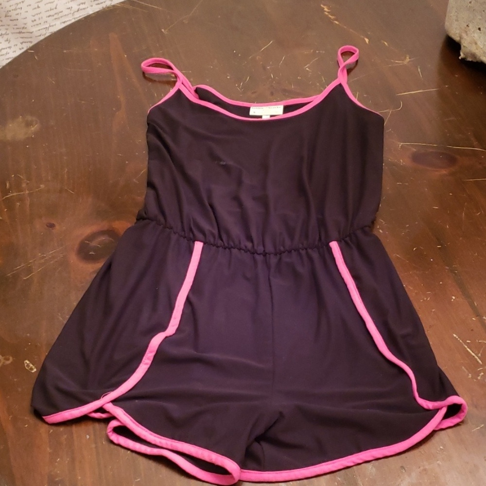 Bobbie Brooks romper.... black a pink